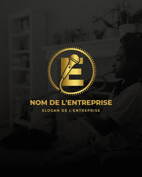 Logo Premium Lettre E – Microphone Or | Musique & Podcast